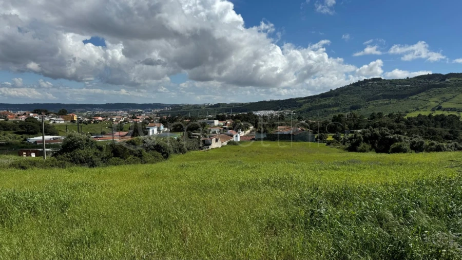 Terreno para Venda em Loures Foto 11