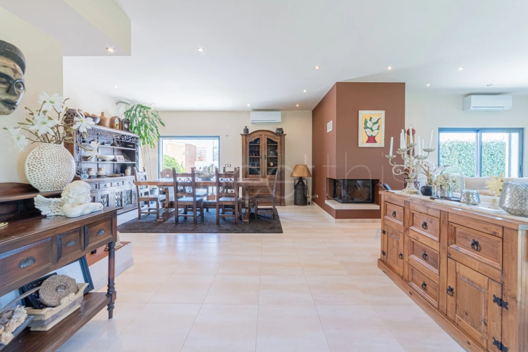 Moradia T4 para Venda em Santa Maria, São Pedro e Matacães Foto 24