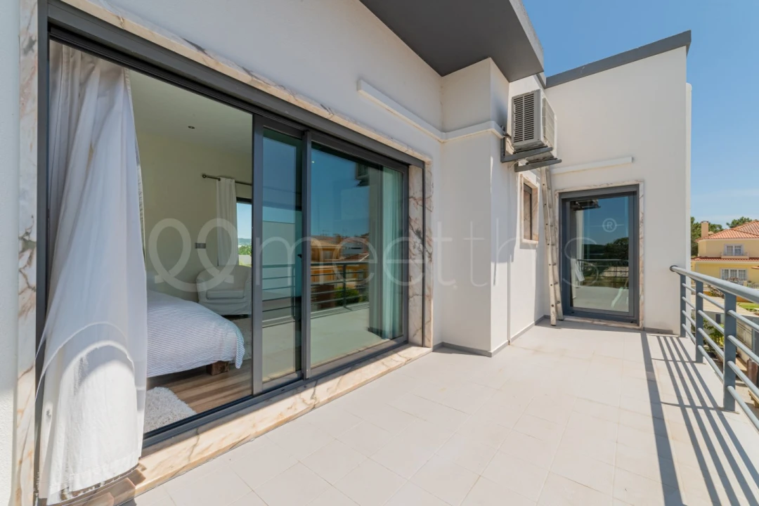 Moradia T4 para Venda em Santa Maria, São Pedro e Matacães Foto 38