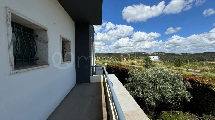 Moradia T4 para Venda em Santa Maria, São Pedro e Matacães Foto 5