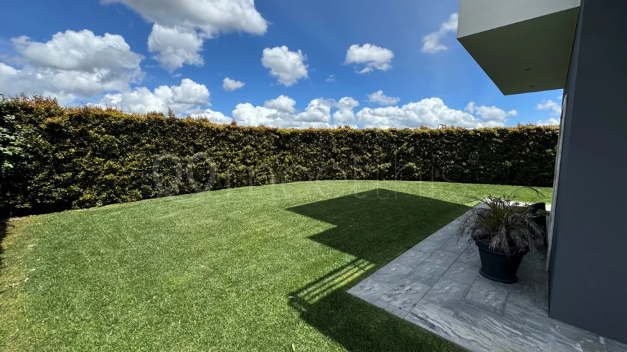 Moradia T4 para Venda em Santa Maria, São Pedro e Matacães Foto 10