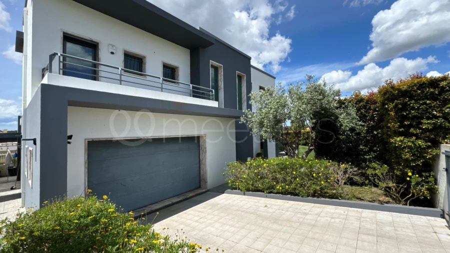 Moradia T4 para Venda em Santa Maria, São Pedro e Matacães Foto 15