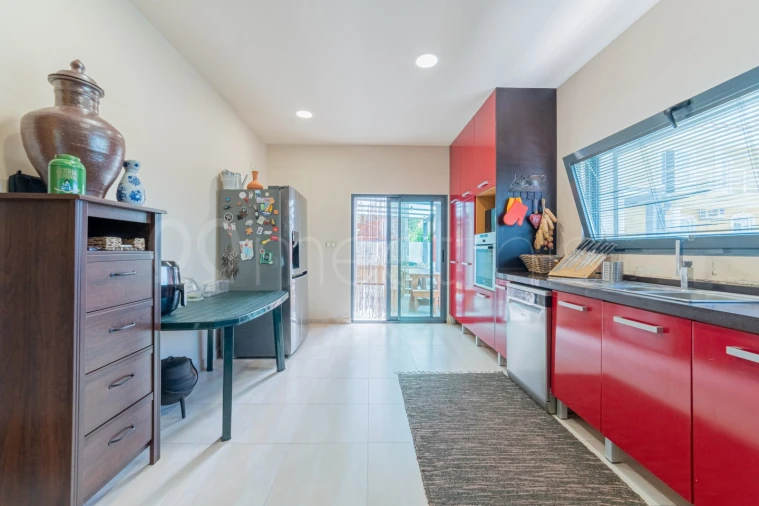 Moradia T4 para Venda em Santa Maria, São Pedro e Matacães Foto 26