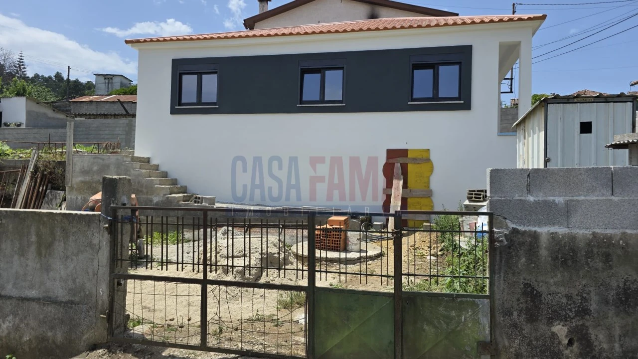 Moradia T3 para Venda em Gondifelos, Cavalões e Outiz Foto 2