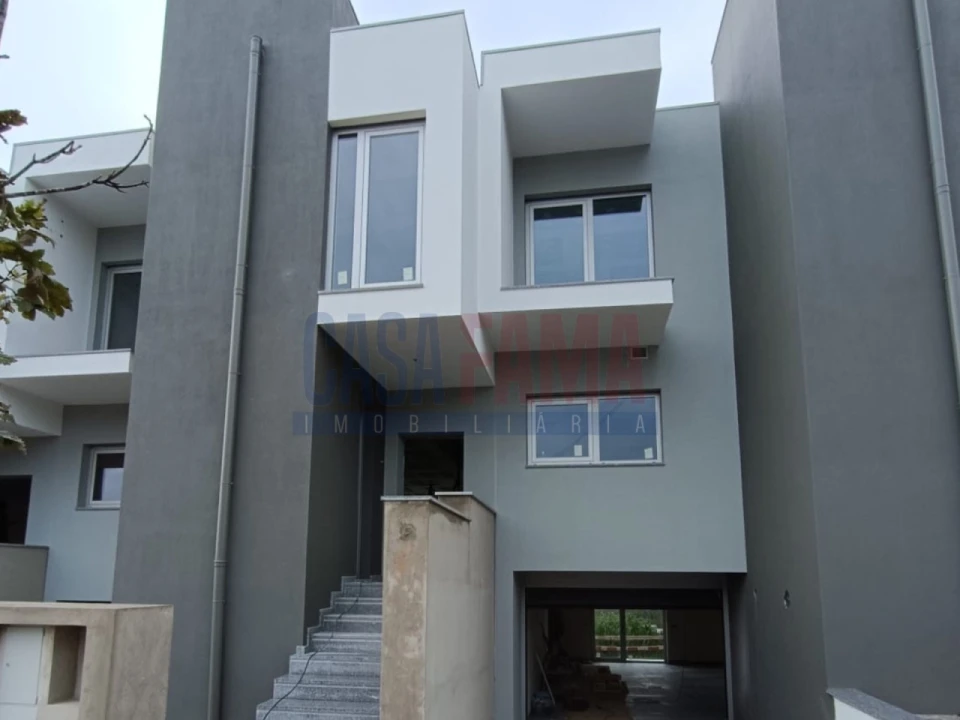 Moradia T3 para Venda em Gondifelos, Cavalões e Outiz Foto 2