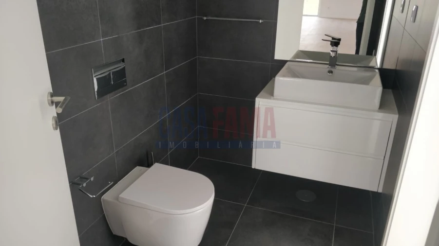 Moradia T3 para Venda em Gondifelos, Cavalões e Outiz Foto 9