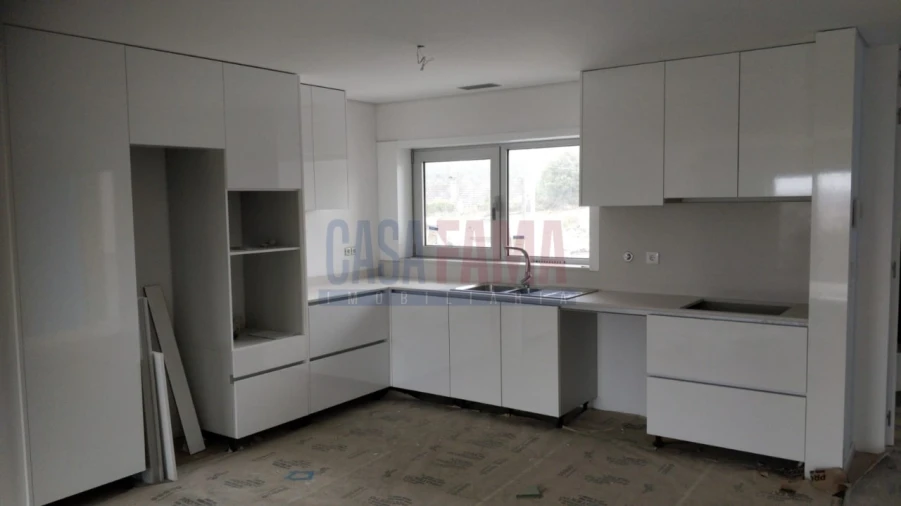 Moradia T3 para Venda em Gondifelos, Cavalões e Outiz Foto 12