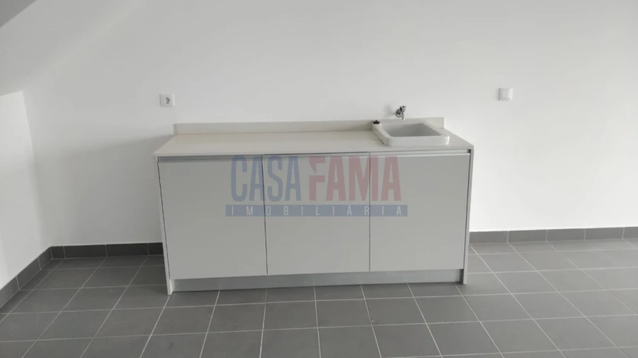 Moradia T3 para Venda em Gondifelos, Cavalões e Outiz Foto 4