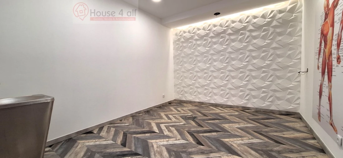 Loja para Arrendamento em Nossa Senhora do Pópulo, Coto e São Gregório Foto 8