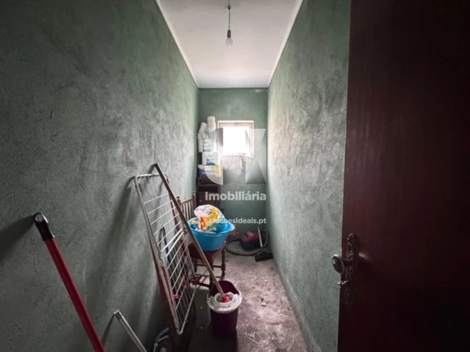 Moradia T3 para Venda em Paços Foto 21
