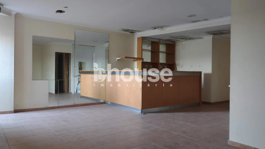 Prédio para Venda em Valpaços e Sanfins Foto 32