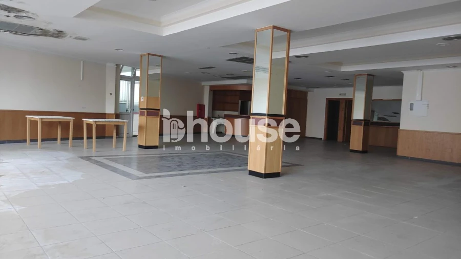 Prédio para Venda em Valpaços e Sanfins Foto 22