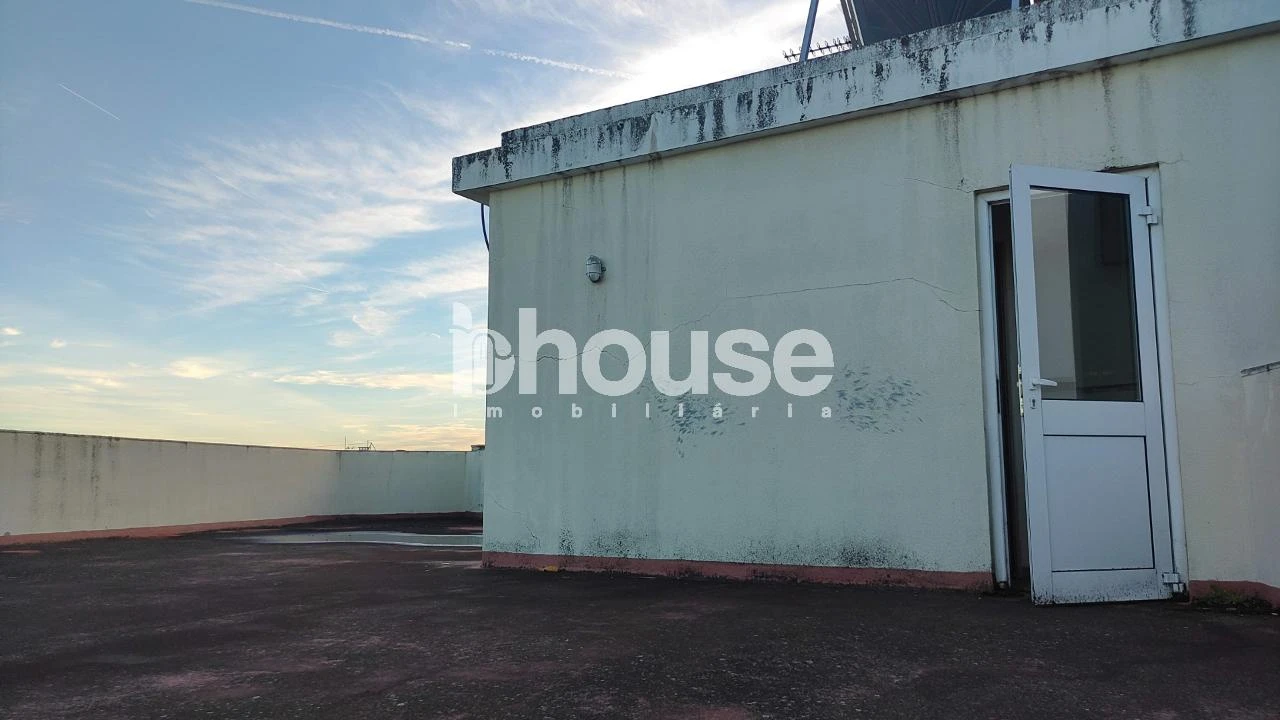 Prédio para Venda em Valpaços e Sanfins Foto 33