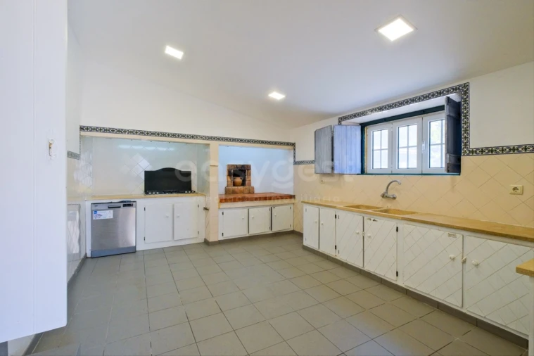 Quinta T6 para Venda em Roliça Foto 16