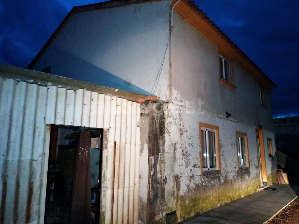 Moradia T3 para Venda em Praia da Vitoria (Santa Cruz) Foto 20