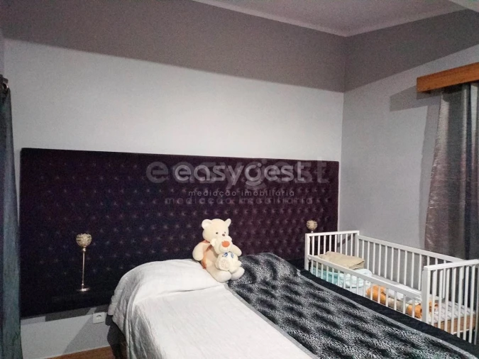 Moradia T3 para Venda em Praia da Vitoria (Santa Cruz) Foto 13