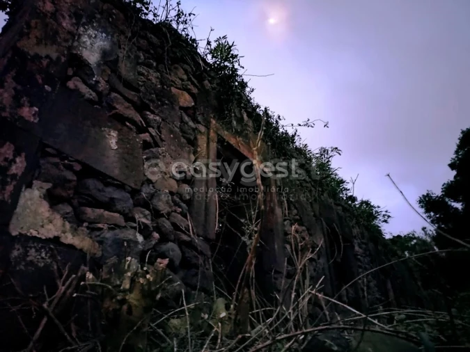 Moradia T3 para Venda em Praia da Vitoria (Santa Cruz) Foto 17