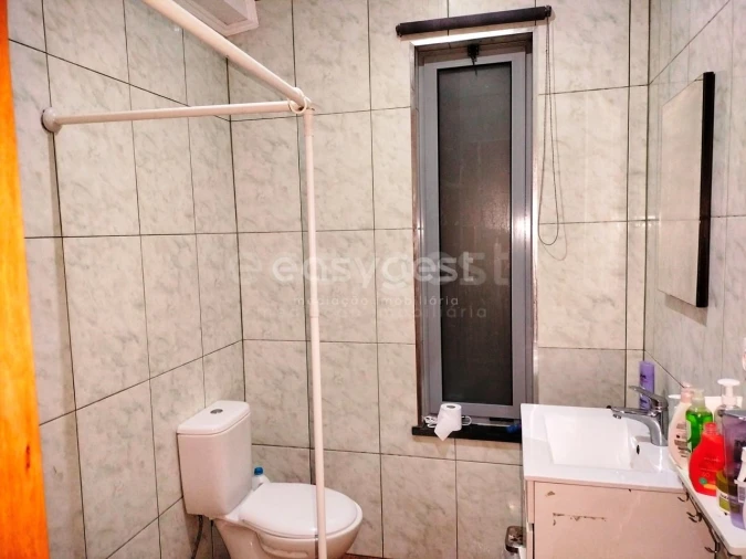 Moradia T3 para Venda em Praia da Vitoria (Santa Cruz) Foto 19