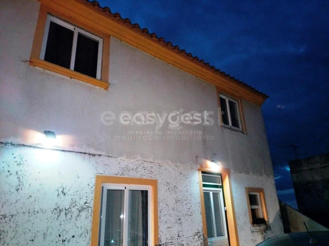 Moradia T3 para Venda em Praia da Vitoria (Santa Cruz) Foto 21