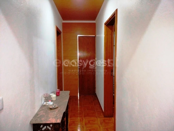 Moradia T3 para Venda em Praia da Vitoria (Santa Cruz) Foto 28