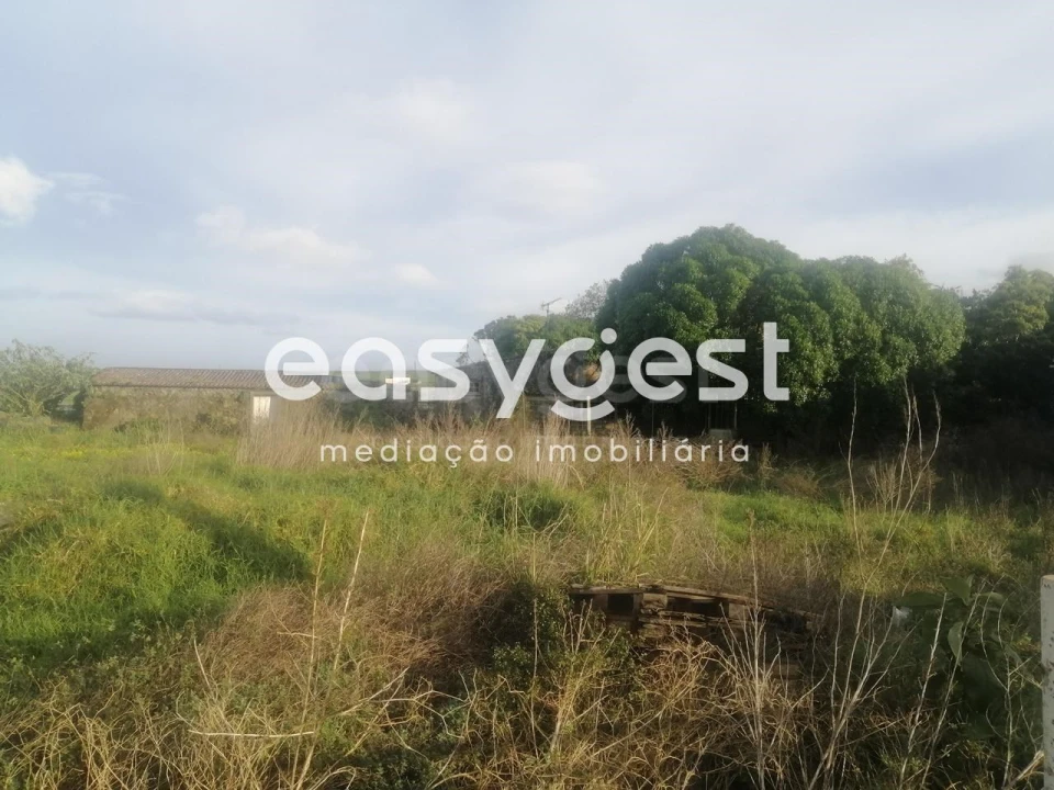 Terreno para Venda em Fontinhas Foto 3