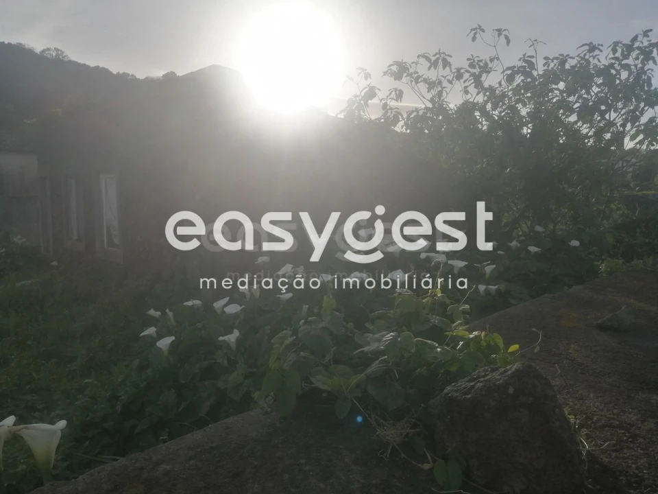 Terreno para Venda em Fontinhas Foto 8