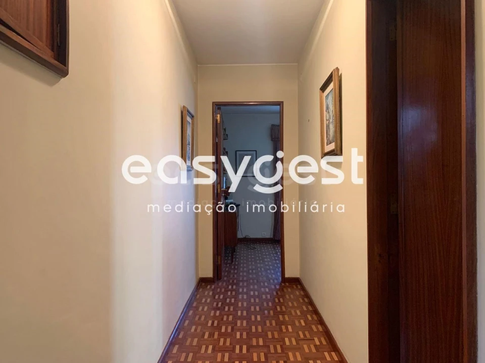 Moradia T6 para Venda em Santo Antão e São Julião do Tojal Foto 11