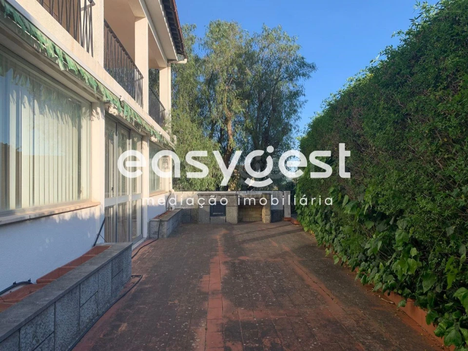 Moradia T6 para Venda em Santo Antão e São Julião do Tojal Foto 36