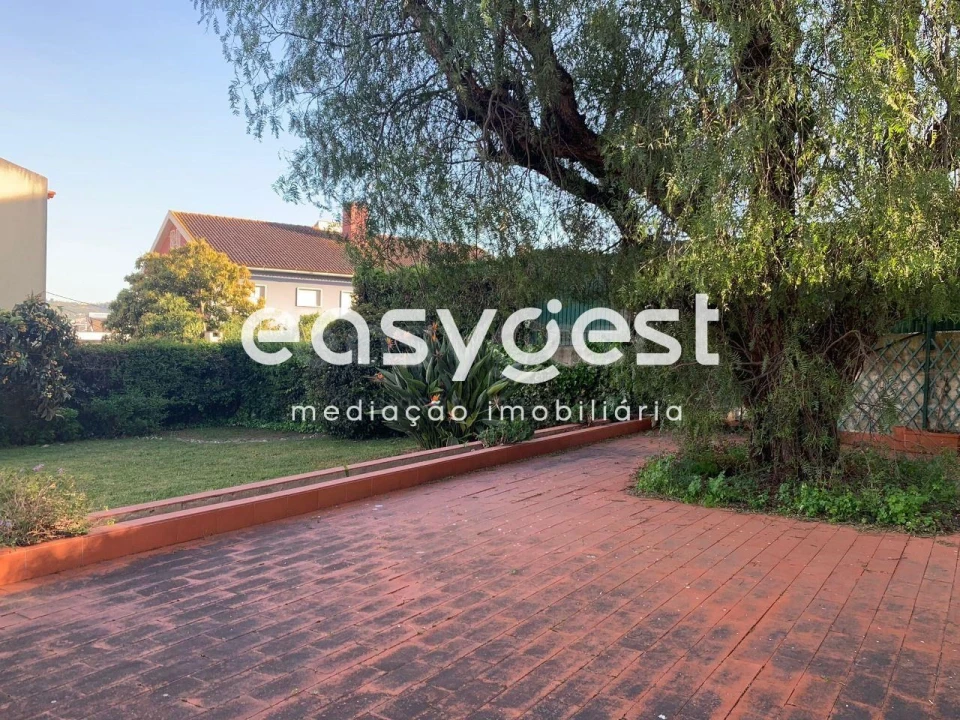 Moradia T6 para Venda em Santo Antão e São Julião do Tojal Foto 40