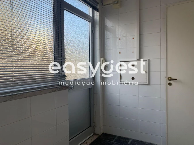 Moradia T6 para Venda em Santo Antão e São Julião do Tojal Foto 2