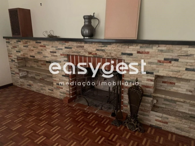 Moradia T6 para Venda em Santo Antão e São Julião do Tojal Foto 10