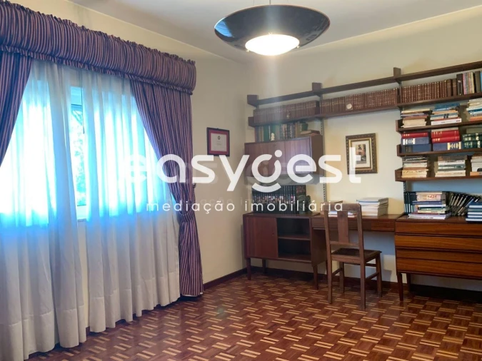 Moradia T6 para Venda em Santo Antão e São Julião do Tojal Foto 12