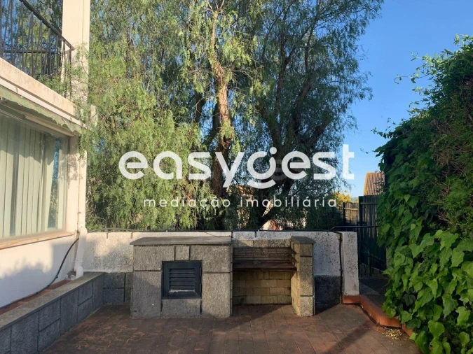 Moradia T6 para Venda em Santo Antão e São Julião do Tojal Foto 37