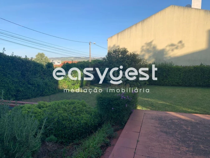 Moradia T6 para Venda em Santo Antão e São Julião do Tojal Foto 41