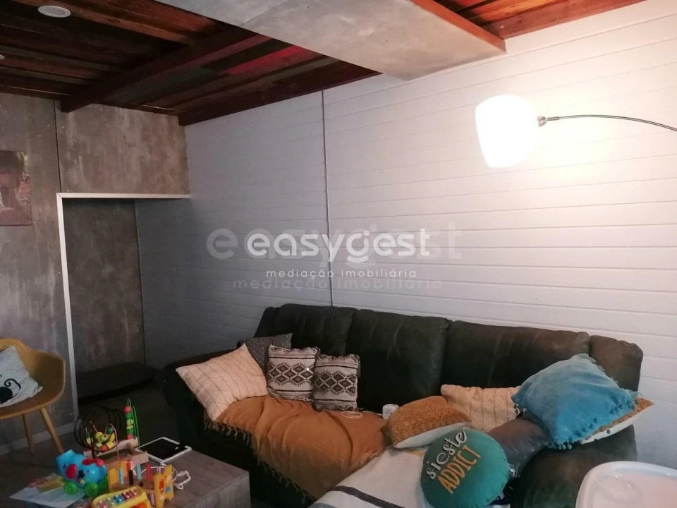 Moradia T3 para Venda em Praia da Vitoria (Santa Cruz) Foto 13