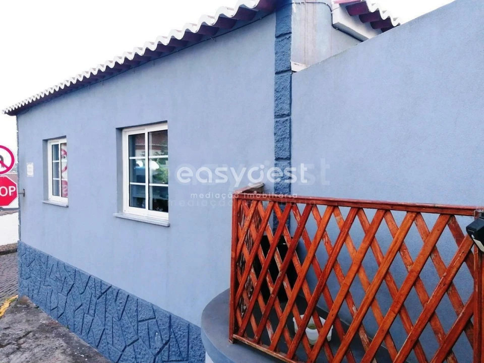 Moradia T3 para Venda em Praia da Vitoria (Santa Cruz) Foto 20