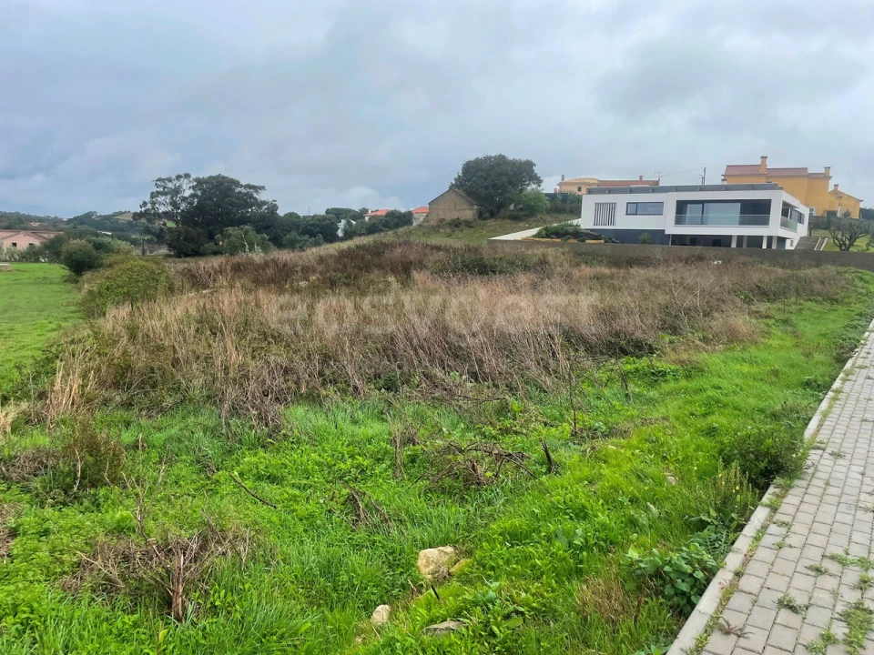 Terreno para Venda em Milharado Foto 1