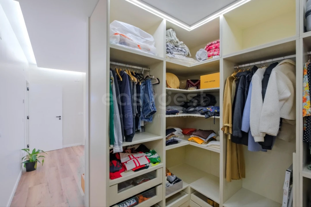 Moradia T4 para Venda em Camarate, Unhos e Apelação Foto 40