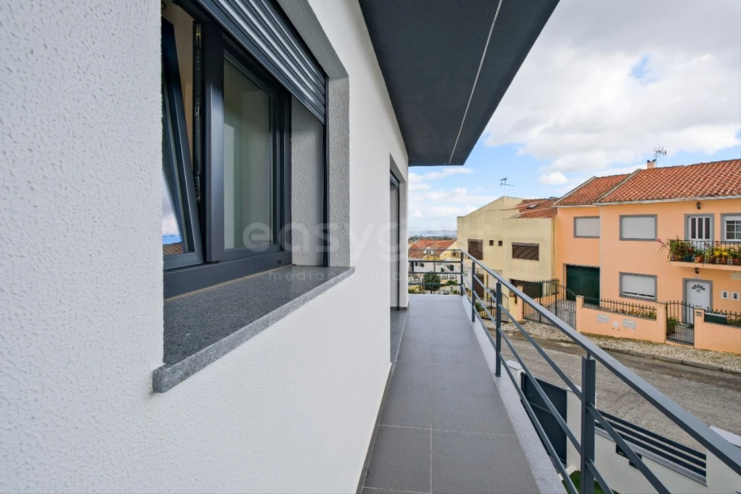 Moradia T4 para Venda em Camarate, Unhos e Apelação Foto 43