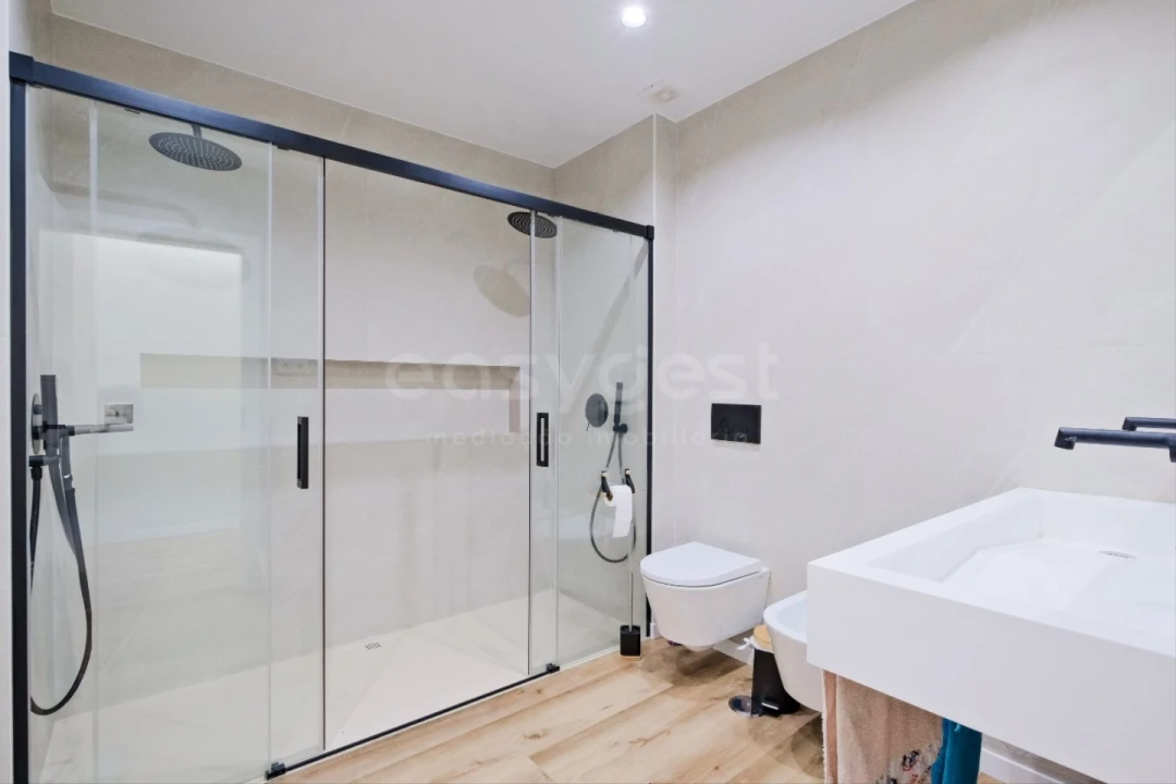 Moradia T4 para Venda em Camarate, Unhos e Apelação Foto 48