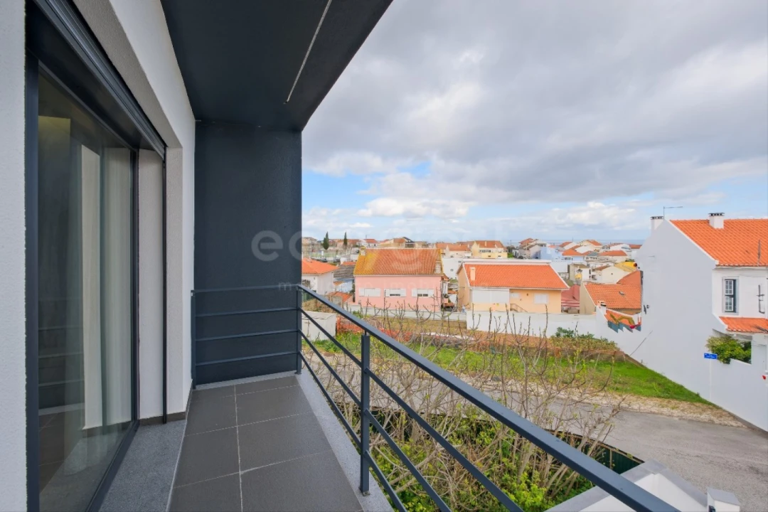 Moradia T4 para Venda em Camarate, Unhos e Apelação Foto 53