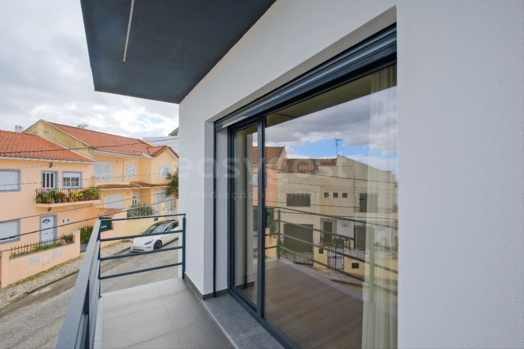 Moradia T4 para Venda em Camarate, Unhos e Apelação Foto 54