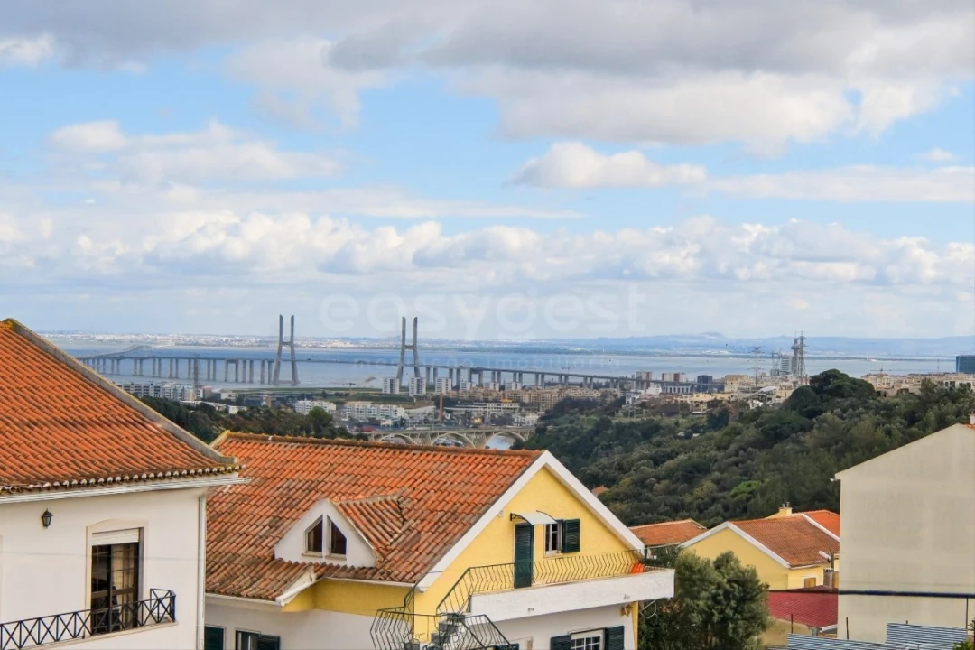 Moradia T4 para Venda em Camarate, Unhos e Apelação Foto 56