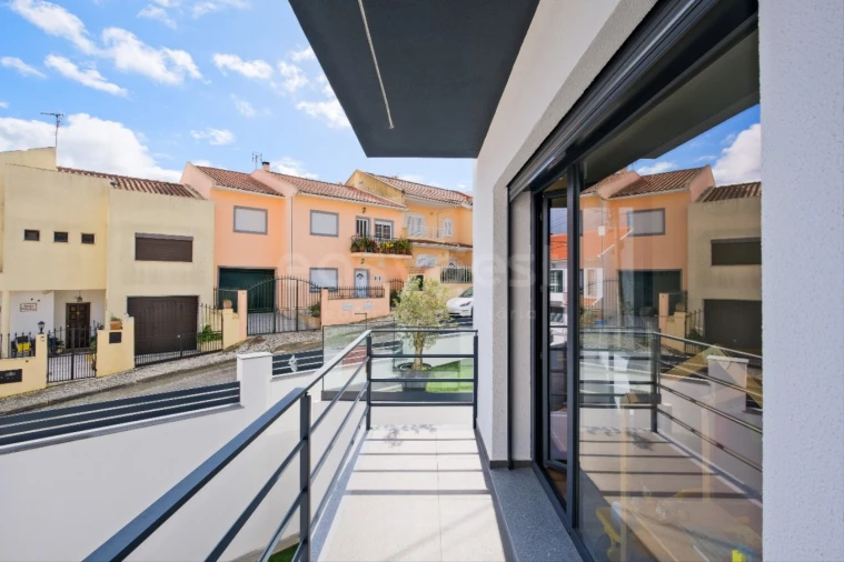 Moradia T4 para Venda em Camarate, Unhos e Apelação Foto 18