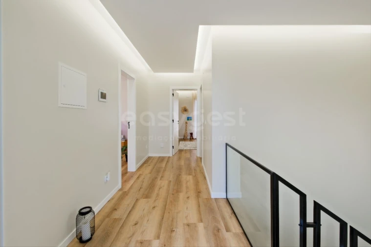 Moradia T4 para Venda em Camarate, Unhos e Apelação Foto 31