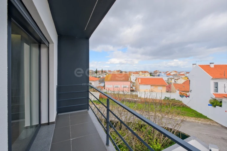 Moradia T4 para Venda em Camarate, Unhos e Apelação Foto 53