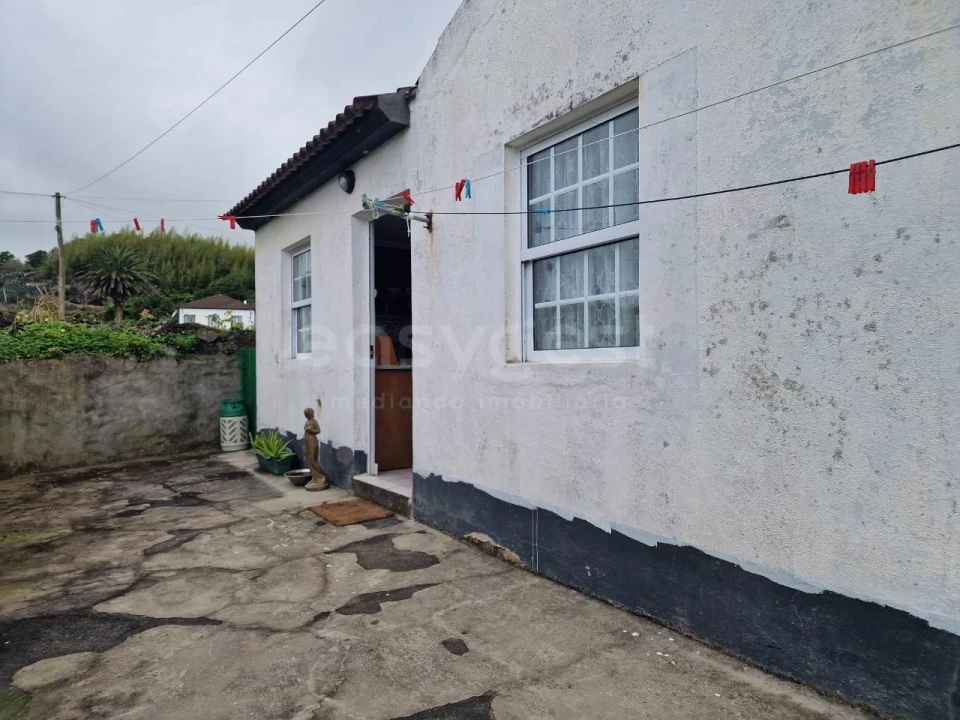 Moradia T2 para Venda em Piedade Foto 1