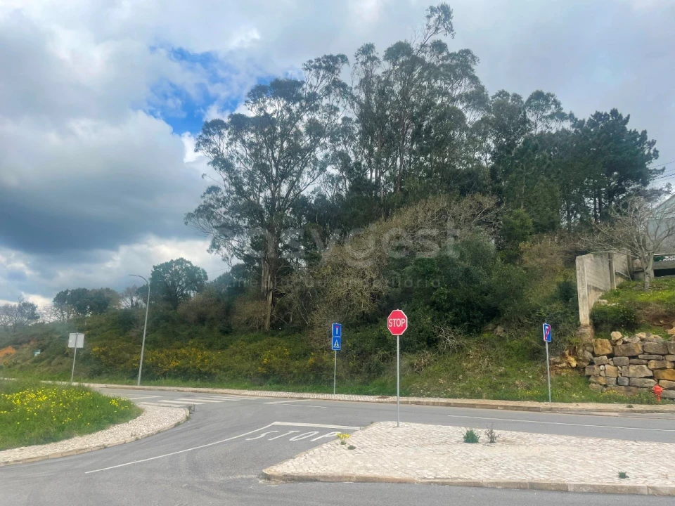 Terreno para Venda em Almargem do Bispo, Pêro Pinheiro e Montelavar Foto 2