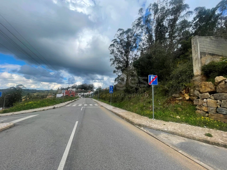 Terreno para Venda em Almargem do Bispo, Pêro Pinheiro e Montelavar Foto 3
