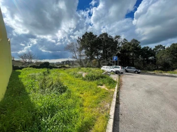 Terreno para Venda em Almargem do Bispo, Pêro Pinheiro e Montelavar
